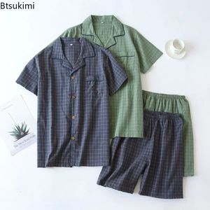 Mens Summer PajamasThin Shortsleeved Shorts Soft Cotton Simple Japanese Plaid Home Service Suit Pantalon Pijama Hombre 240428