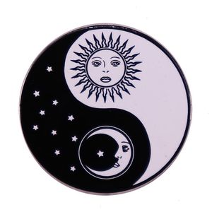 Yin yang sembolü güneş ve ay rozeti gündüz ve gece düğmesi broş