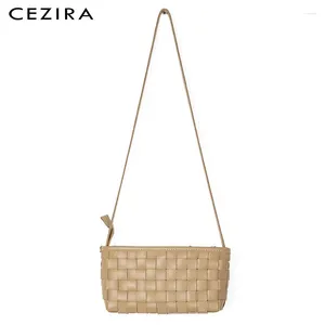 Bag Cezira varumärkesdesign pu vegan läder crossbody väskor för kvinnor lyxiga handgjorda vävda axelhandväskor damer avslappnade små plånböcker