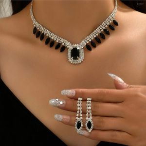 Necklace Earrings Set 3pcs Luxurious And Fashionable Crystal Rhinestones For Women's Jewelry