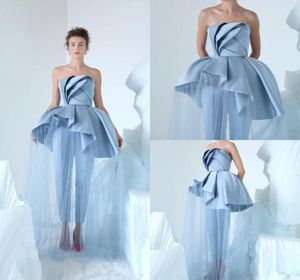 Azzi Osta 2019 Blue Jumpsuits Prom Dresses Simple Axless Neck Billiga kändispartyklänningar Peplum Lång formell aftonklänning3284136