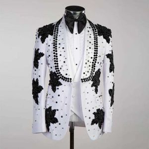 Erkek Suit Blazers Lüks Erkekler Düğün Tailcoat Ağır Hareketli Siyah Boncuk Çıkartmaları Set Resmi Parti Top Ceket 3 Parça Beyaz Ziyafet Elbise Q240507