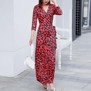 Casual Dresses One Piece Wrap Women Long Dress Red Print Vintage Elastic Slim Maxi Fashion High Street Streetwear Sexy V Neck Party Wear