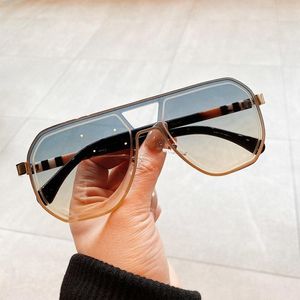 Mode Marke Designer Square Sonnenbrille Frauen Streifen Brillen Trend Randless Sonnenbrille Vintage Übergroße Schatten Frauen Oculos 204K