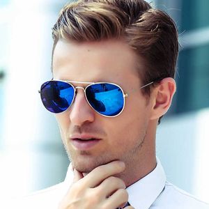 Homens e femininos de sol 3025 copos de moda de moda Trend Sunglasses 3026 copos