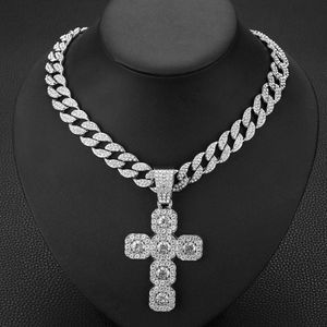 2023 New Rock Candy Diamond Cross Necklace for Men ins style reponsile ، متخصصة ، سلسلة كوبية هيب هوب الراقية