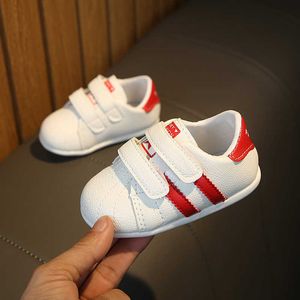 Sneakers Autumn 0-3-year-old baby single shoes boys and girls toddlers soft soled childrens Korean cotton H240509