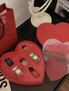 Woman Perfume heart six-piece set 7.5ml the rest of one's life is bright red love love jade dragon tea fragrance my way love /quicksand version suzhou peony timely delivery