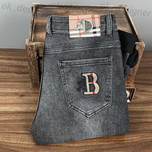 Jeans masculino Designer de outono e inverno New Jeans Luz de luxo de luxo grosso Elastic Slim Fit Fashion Grey D63ude