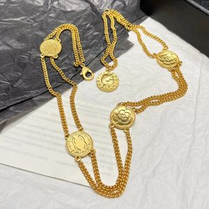 Projektant marki Połączony złoto-literowy łańcuch wisienia moda angażuje się w wysokiej jakości stal ze stali nierdzewnej niezatarty kryształowy wisiorek
