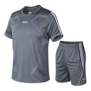 Herrspårar Thr Bar Mens Sports Set 2024 Summer Quick Torking Sweat-Absorbering Short Slved T-shirt Shorts Running Suit Two-Piece Set Y240508