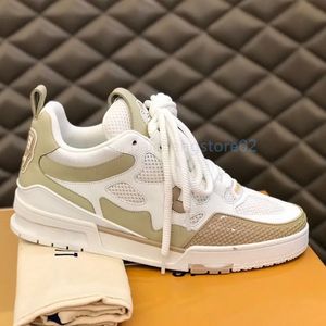 2024 Moda personalizada clássica de luxo masculino Women Running Shoes Running Lovers White Trainer Designer