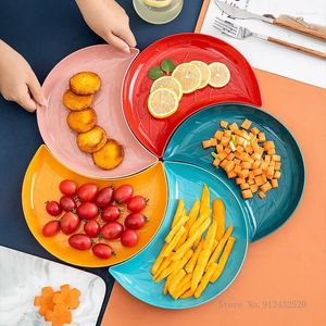 Plates 5 Pcs Kitchen Dinner Crescent Shaped Set Plate Dishes Stackable Snack Dish European Style Platters 2024