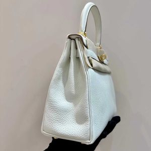 Top Ladies Designer KIaelliy Bag 25 Mushroom Platinum Button Togo Leather One Shoulder Handheld Womens Bag