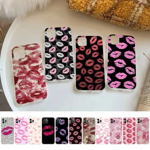 Casi di cellulare Sexy Girl Red Lip Kiss IPhone Case 15 8 7 6 6S Plus X 2020 XR XS 14 11 13 Mini Pro Max Case J240509