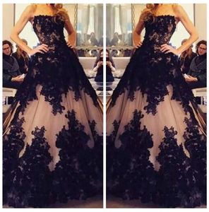 2019 Strapless Black Lace Aptiques Aline Prom Dresses Modest Lace Up Long Vestidos de Soireeカスタマイズされたイブニングパーティーガウン6776925