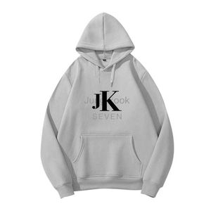 Męskie bluzy bluzy 2023 Kobiety mężczyzn bluzy Kpop Seven Jung/Kook ​​JK Letter Wzór bawełniany pullover swobodne damskie bluzę z kapturem jesienne ubranie T240507