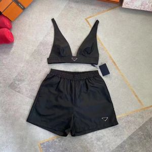 Sexy Tracksuits Girls Designer Triangle Bra Short Pants Set al petto regolabile su costumi da bagno per esterni interni SML