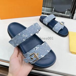 Slipper Bom Bom Bom Dia Diã Couro genuíno Sandália Designer Luxurys Designer Mulas Top Shoes Casuais de Top de qualidade plana