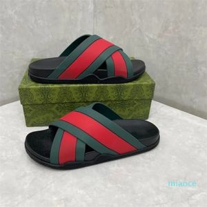 Designer Sandalen Männer Frauen Flip Flops Ausrüstungsbote Strandschuhe Slebende Mode klassische Blumenbrokatrutschen Flat Leder Gummi