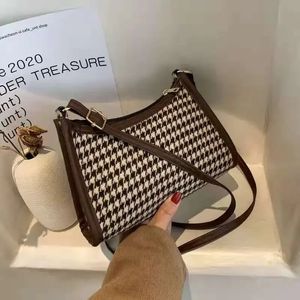 Houndstooth Baguette Sacos de ombro para mulheres bolsa feminina xadrez outono de inverno lã Allmatch crossbody messenger 240506