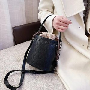 Umhängetaschen koreanische Mode bestickte Faden Bucket Handtasche Frauen 2024 PU Designer Marke Ladies Bag Women Cross Body Tide