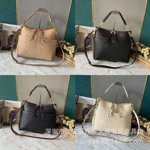 2024 New Shopping Casual Mother Fashion Women's Bag 80% factory wholesale