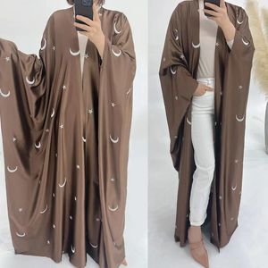 Roupas étnicas Bordado da lua de lua Kimono O grande túmulo muçulmano abaya syari fêmea de adoração completa abayas abayas