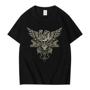 Herr t-shirts 2023 Summer Korn Skull Wings Black T Shirt Women and Men Metal Gothic Rock Band T Shirts Vintage Plus Size T-shirt Bomullstoppar T240506