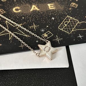 Designers de colar de peito de ouro de 18k boutique, colar de moda de moda em forma de estrela, colar de diamante de alta qualidade em forma de estrela com presente boutique presente