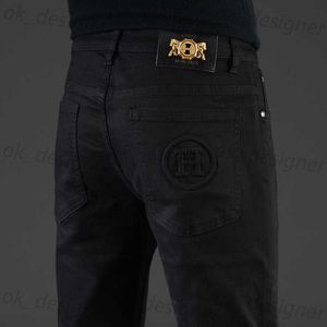Designer de jeans masculino Spring New Jeans Cotton Spring Slim Slim Calça juvenil