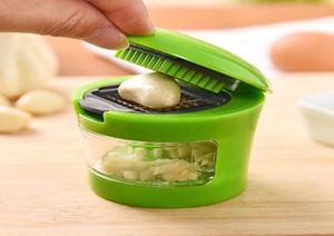 Портативный чеснок Mini Portable из нержавеющей стали Press Presper Slicer Slicer Grinder Crusher Kitchen Gadget SN48514368323