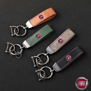 Keychains Lanyards Premium leather car keychain with 360 degree rotating horseshoe shaped keyring suitable for Fiat BRAVO 500 500X car keychain and automotive acce