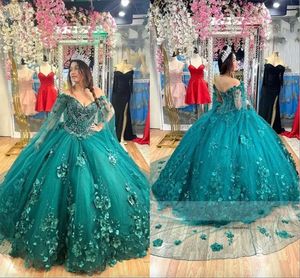 2023 Abiti di quinceanera verde moderna con smeraldo con fiori 3d floreali di Cape Applique Applique in perline Pageant Graduation Sweet 16 Dress Girls 0509