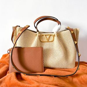 Vintage halm raffias vlogo rivet strandpåse designer handväska väv axel duffle påsar crossbody womens clutch mor stora butik väska lyxiga män keepall tygväskor