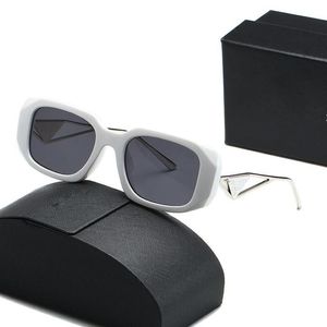 2022 Дизайнерские солнцезащитные очки Классические очки Goggle Outdoor Beach Sun Glasses для мужчины -женщина смешайте цвет. Пополнительная треугольная подпись 264n