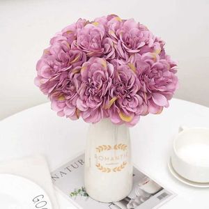 Dekorative Blumen Kränze 5pcs graue Seidenrose künstliche Blumen Pfingstrose Braut Bouquet für Vase Hochzeitsheim DIY Dekor billige falsche Blumen Hordera Handwerk Kunsthandwerk