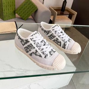 Designer Shoes Casual Shoes Women 1977 high Letter High-quality Sneakers Beige Ebony Canvas Interlocking G embroidery Tennis Luxury Fabric Trims Boots 35-41 5.8 03