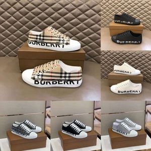 Alexandrr McQuens Luxury Brand Casual Shoes for Women Flat Outdoor Stripes Vintage Sneakers Толстые подошвы Tones Tones Brand Classic Shoes Alexandrr McQuens Shoes