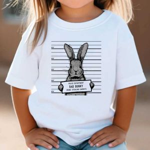 T-Shirts Crime Rabbit Modetrend Childrens T-Shirt Bad Kaninchen Verbrechen Karotte Diebstahl kurzärmelig T-Shirt Jungen und Mädchen Harajuku Street Clothingl2405