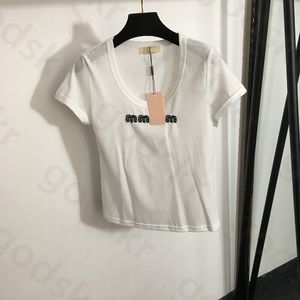 Pärlstav bokstäver t shirt kvinnor sommar smal rund hals kort ärm blus tunt andningsbar tröja klassisk skjorta