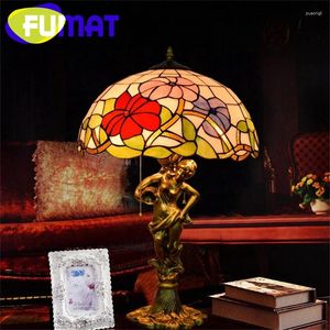 Tischlampen Fumat Tiffany European Barock Style Buntglas Schreibtisch Lampe Legierung Trompete Blume Göttin LED Luxusleuchten