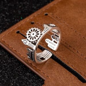 Anelli a cluster 2021 Creative Urban Retro Style Ring di Londra City Finger British Building for Women Cocktail Holiday Gift Fashion 201J