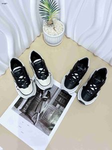 Brand baby Sneakers Contrast leather stitching design kids shoes Size 26-35 Box protection girls shoes Lace-Up designer boys shoes 24May