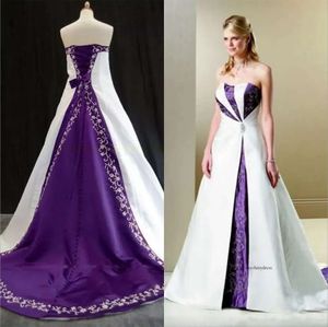 2024 White and purple Embroidery Gown Country Rustic Bridal Gowns Unique Plus Size Wedding Dress Sweep Train 0509