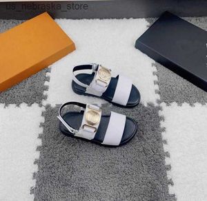 Slipper brand Designer kids Sandals Fashion Girls Beach Shoes Summer Child Flat Children slipper Including shoe box Q240409