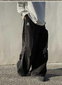 Spodnie damskie Capris Czarne szerokie nogi Parasolowe spodnie dla damskiej retro 90s Coursed Casual Mens Long Gorpcore HARAJUKU Modna odzież uliczna Q240508