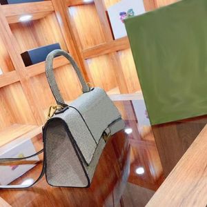 Med Box Top Quality Classic Womens Messanger Bags Tote Nyest Series Project Hacker Hourglass Small Handbag 38FI# 263A