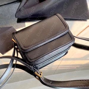 حقائب المصممين في Luxurys حقائب اليدين حقيبة صليب حقيبة جسد.