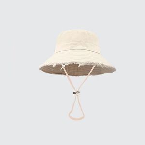 Ny sommar Casquette Bob Wide Brim Hats Designer Bucket Hat For Women Frayed Cap Blending Caps Designer Fashionable Fisherman's Hat